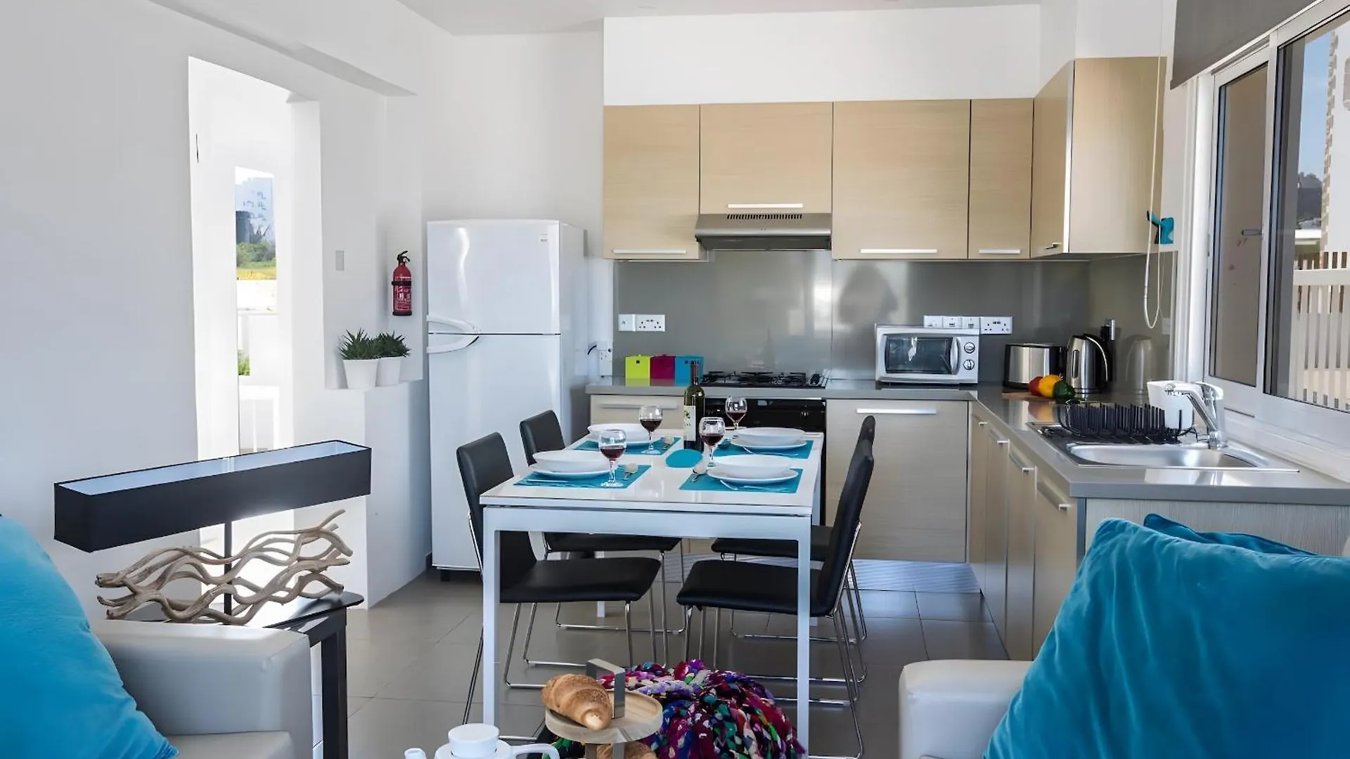 Sun & Sea Seaview Apartment Protaras