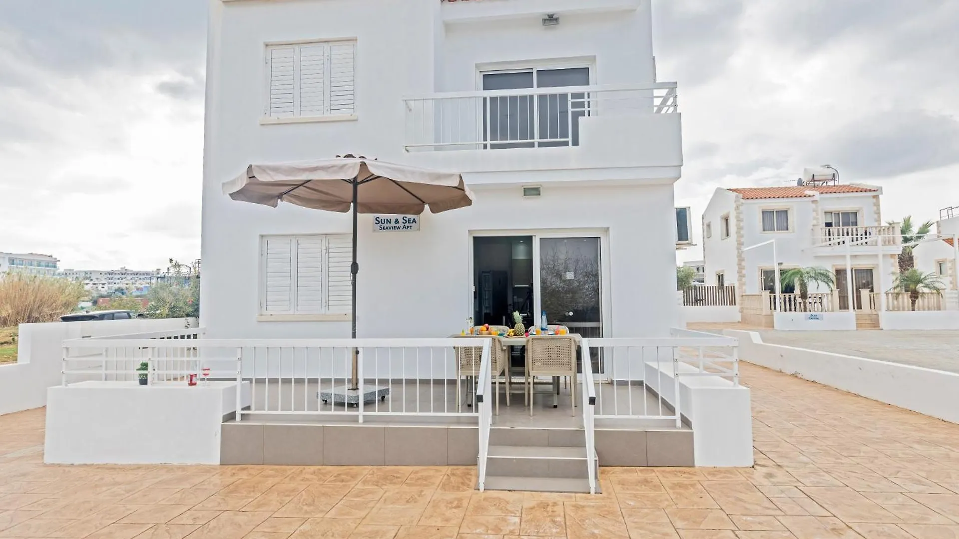 Sun & Sea Seaview Apartment Protaras